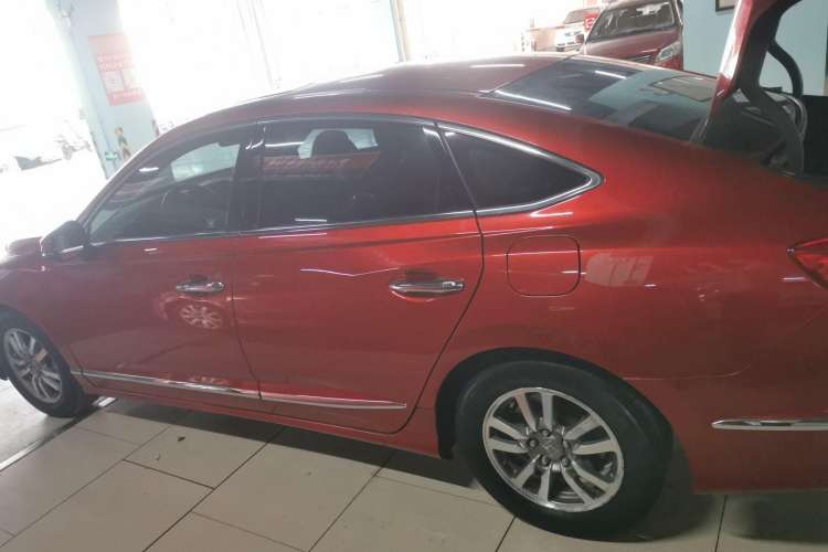 Used Honda Spirior 2015 2.0L Prestige Edition Exterior 3