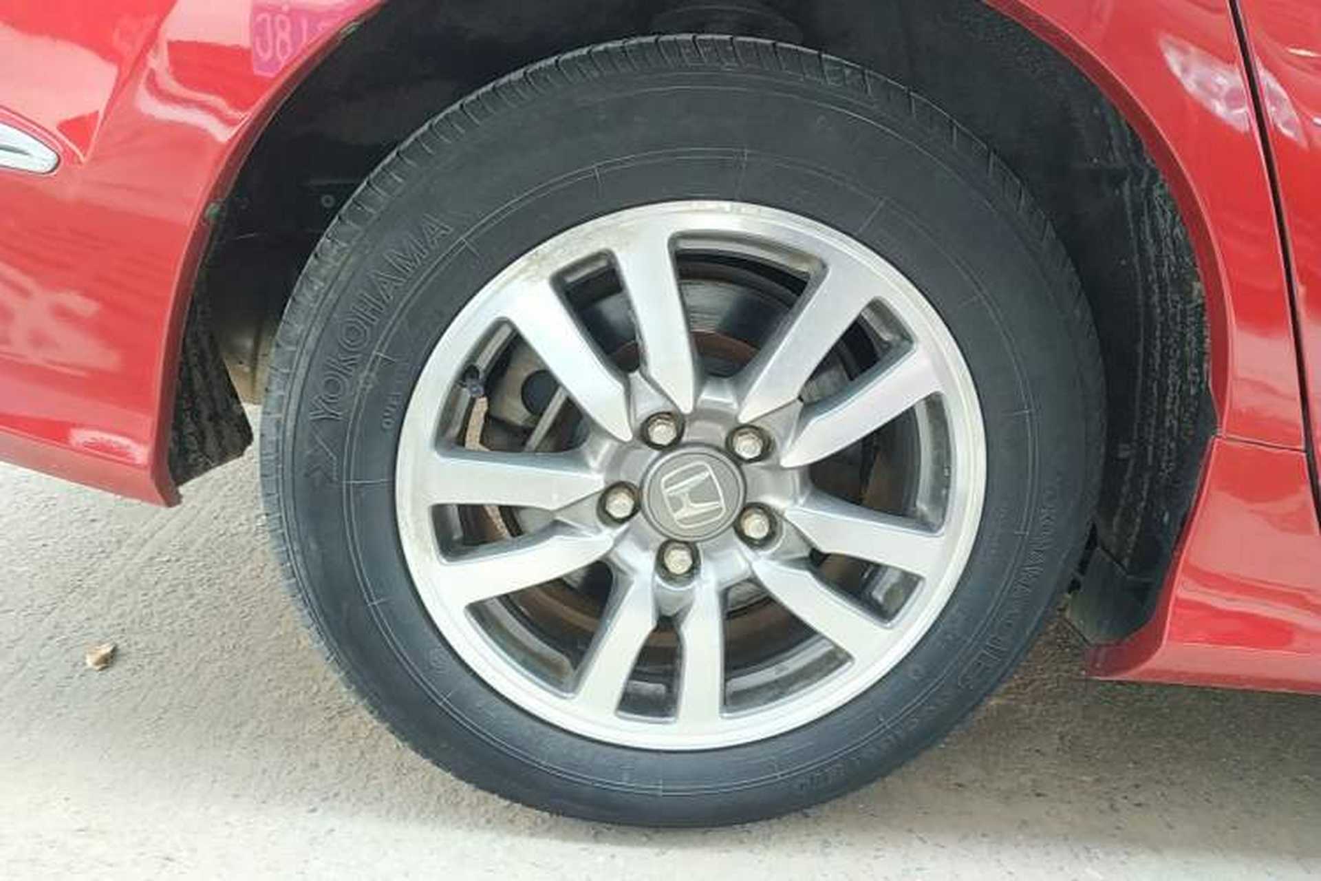Used Honda Spirior 2015 2.0L Collector's Edition Exterior 4