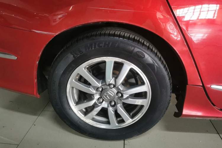 Used Honda Spirior 2015 2.0L Prestige Edition Exterior 8