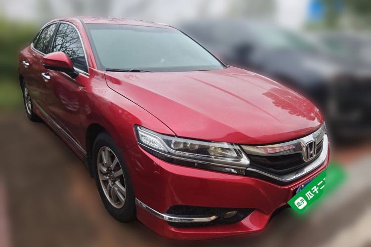 Used Honda Spirior 2015 2.0L Collector's Edition Front Right 45 Deg