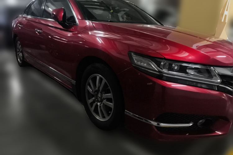 Used Honda Spirior 2015 2.0L Prestige Edition Front Right 45 Deg