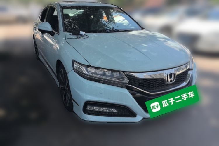 Used Honda Spirior 2015 2.4L Si Front Right 45 Deg