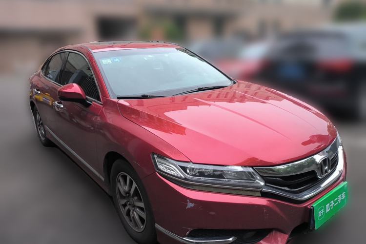 Used Honda Spirior 2015 2.0L Collector's Edition Front Right 45 Deg