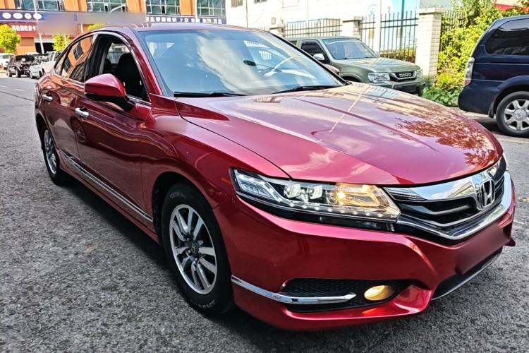 Used Honda Spirior 2015 2.0L Prestige Edition Front Right 45 Deg