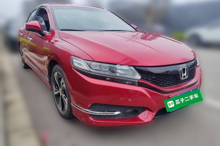 Used Honda Spirior 2015 2.4L Luxury Edition Front Right 45 Deg