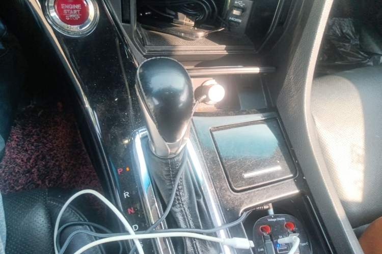 Used Honda Spirior 2015 2.0L Collector's Edition Gear Lever