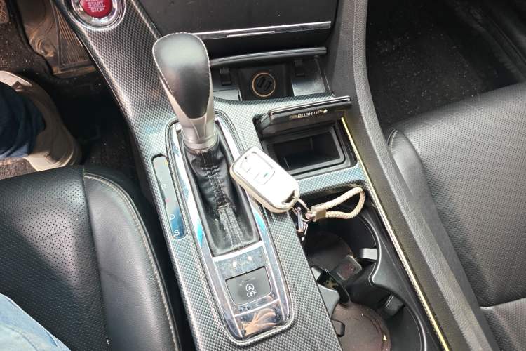 Used Honda Spirior 2015 2.4L Prestige Edition Gear Lever