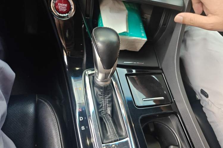 Used Honda Spirior 2015 2.4L Prestige Edition Gear Lever