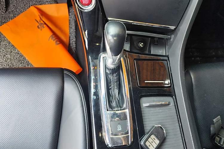Used Honda Spirior 2015 2.4L Prestige Edition Gear Lever