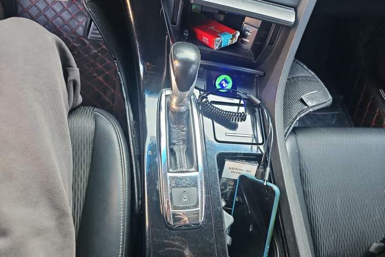 Used Honda Spirior 2015 2.0L Prestige Edition Gear Lever