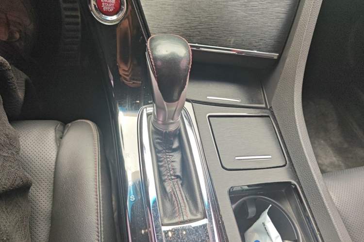 Used Honda Spirior 2015 2.4L Si Gear Lever