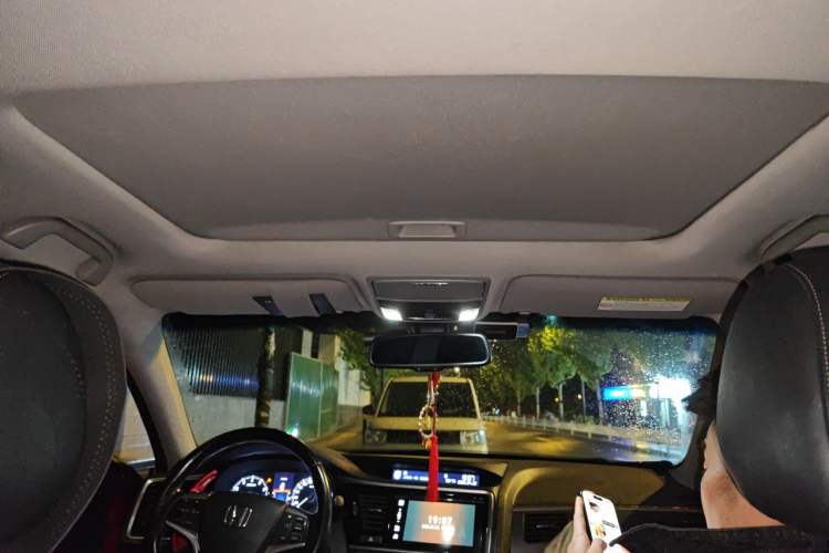 Used Honda Spirior 2015 2.0L Prestige Edition Headliner
