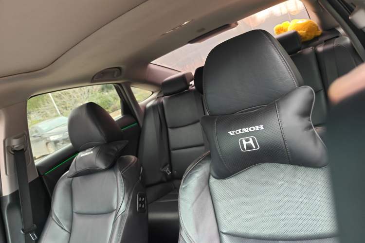 Used Honda Spirior 2015 2.4L Prestige Edition Headliner