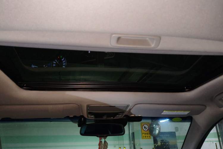 Used Honda Spirior 2015 2.4L Prestige Edition Headliner