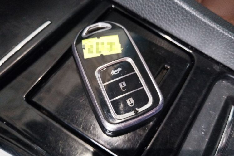 Used Honda Spirior 2015 2.4L Prestige Edition Interior 1