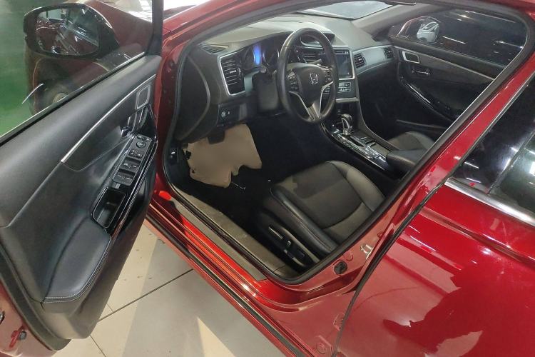 Used Honda Spirior 2015 2.0L Prestige Edition Interior 3
