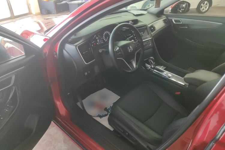 Used Honda Spirior 2015 2.0L Prestige Edition Interior 3