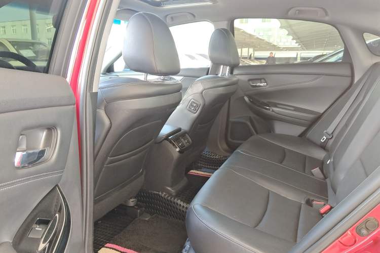 Used Honda Spirior 2015 2.4L Prestige Edition Interior 3
