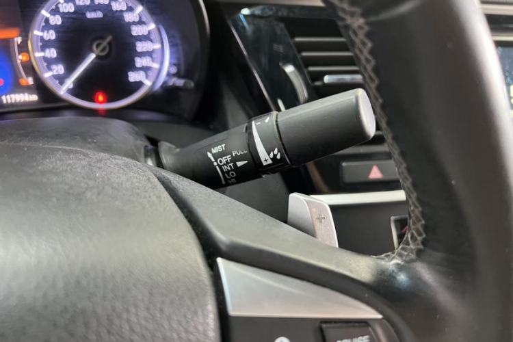 Used Honda Spirior 2015 2.0L Prestige Edition Interior 4