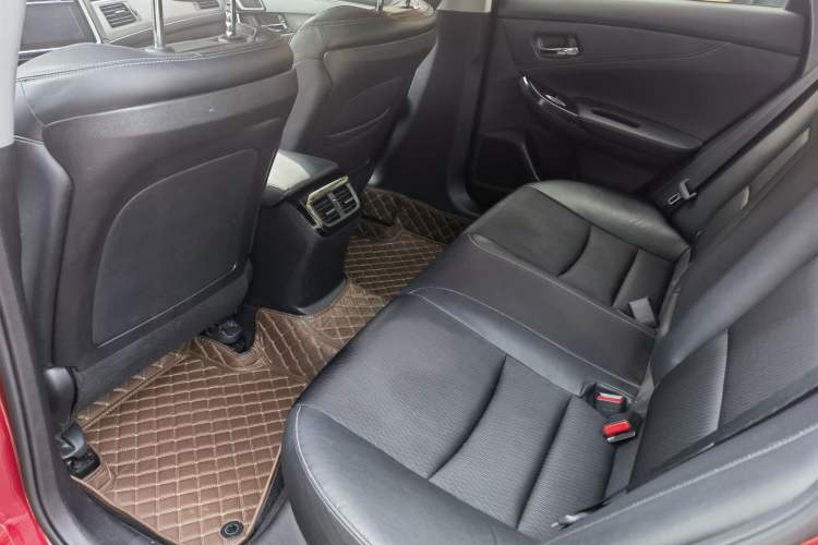 Used Honda Spirior 2015 2.0L Prestige Edition Interior 5
