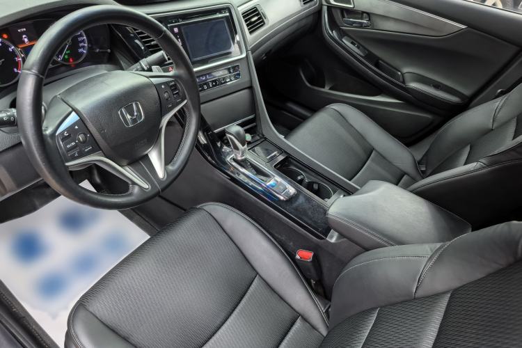 Used Honda Spirior 2015 2.0L Prestige Edition Interior 6
