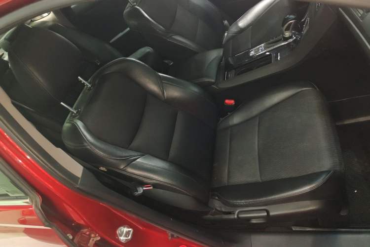 Used Honda Spirior 2015 2.0L Prestige Edition Interior 6