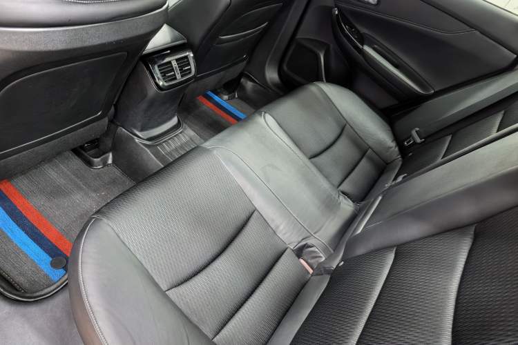 Used Honda Spirior 2015 2.0L Prestige Edition Interior 7
