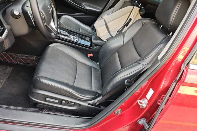 Used Honda Spirior 2015 2.0L Prestige Edition Left Front Seat