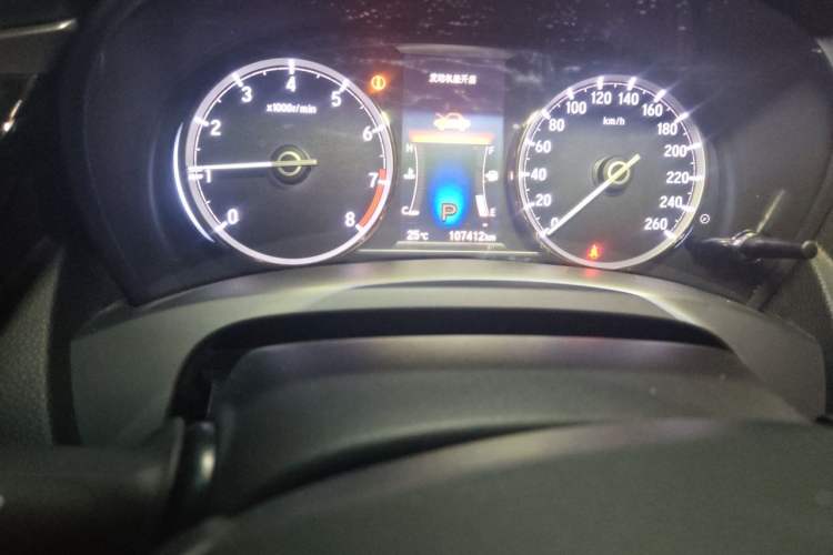 Used Honda Spirior 2015 2.0L Collector's Edition Odometer Close Up