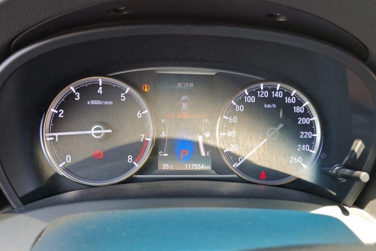 Used Honda Spirior 2015 2.0L Collector's Edition Odometer Close Up