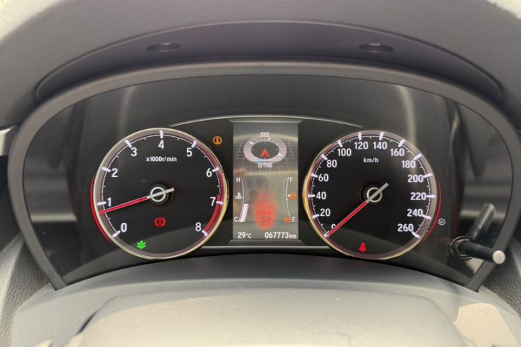 Used Honda Spirior 2015 2.4L Si Odometer Close Up