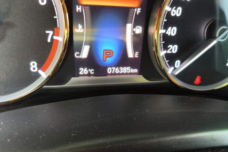Used Honda Spirior 2015 2.0L Prestige Edition Odometer Close Up
