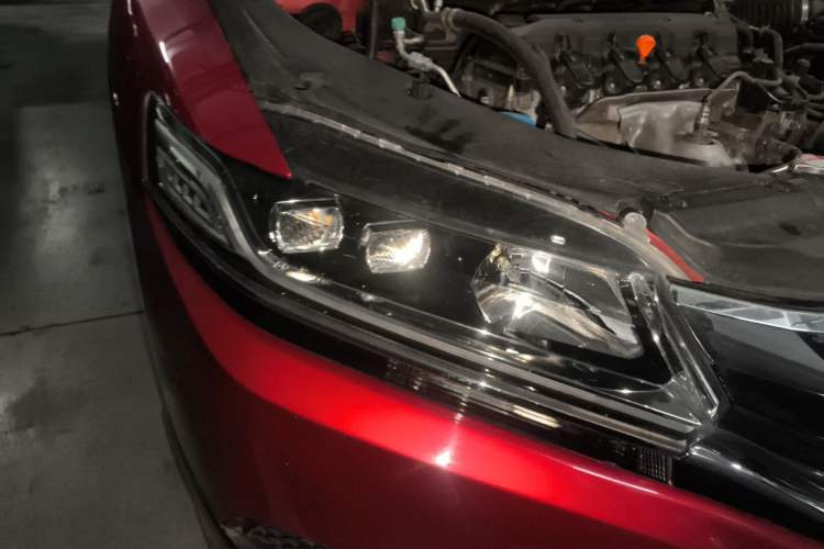 Used Honda Spirior 2015 2.0L Prestige Edition Right Front Headlight