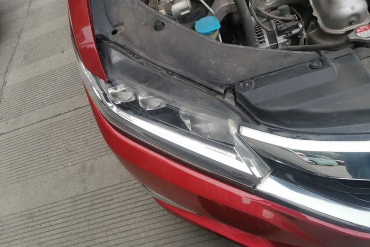 Used Honda Spirior 2015 2.0L Prestige Edition Right Front Headlight