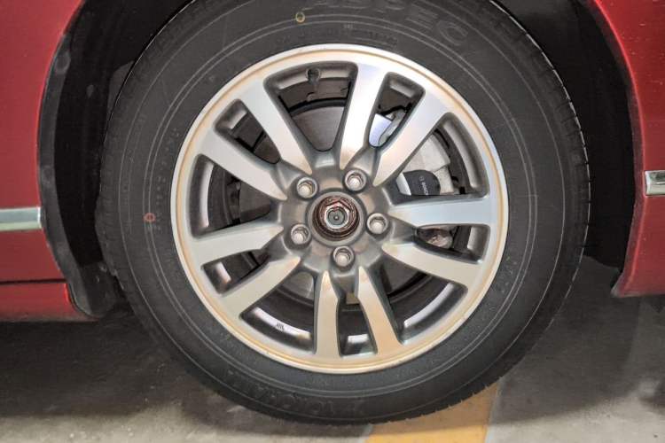 Used Honda Spirior 2015 2.0L Prestige Edition Right Front Wheel Hub