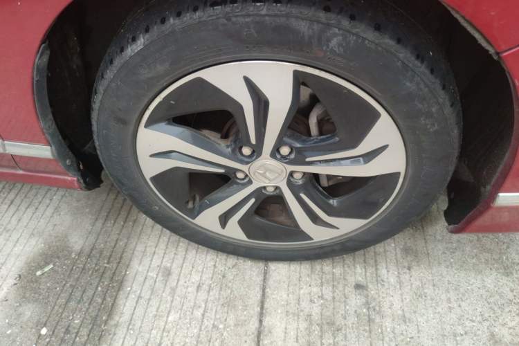 Used Honda Spirior 2015 2.4L Prestige Edition Right Front Wheel Hub