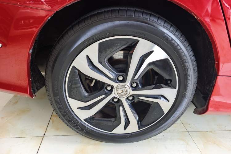 Used Honda Spirior 2015 2.4L Prestige Edition Right Rear Wheel Hub