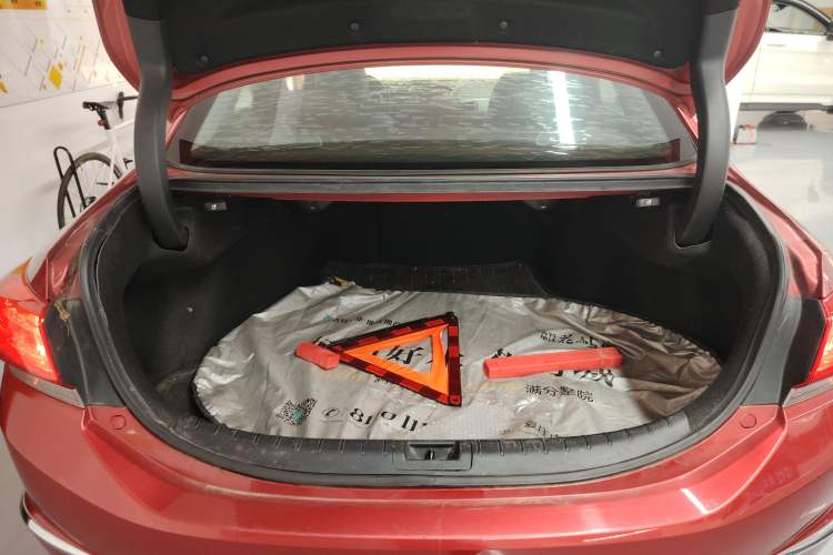 Used Honda Spirior 2015 2.0L Prestige Edition Trunk
