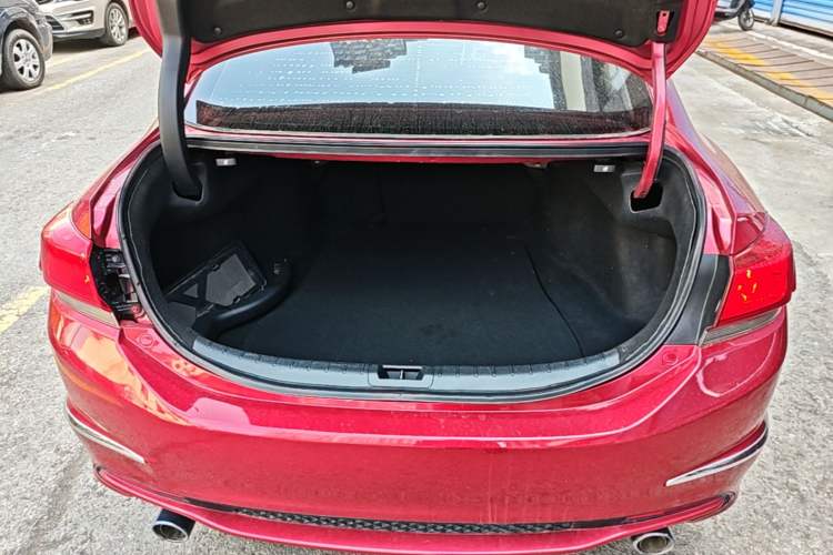 Used Honda Spirior 2015 2.0L Prestige Edition Trunk
