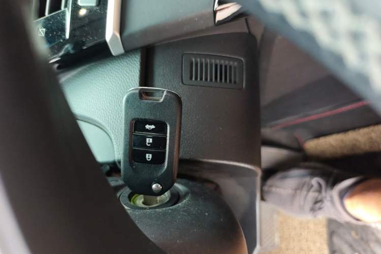 Used Honda Spirior 2015 2.0L Prestige Edition Vehicle Key