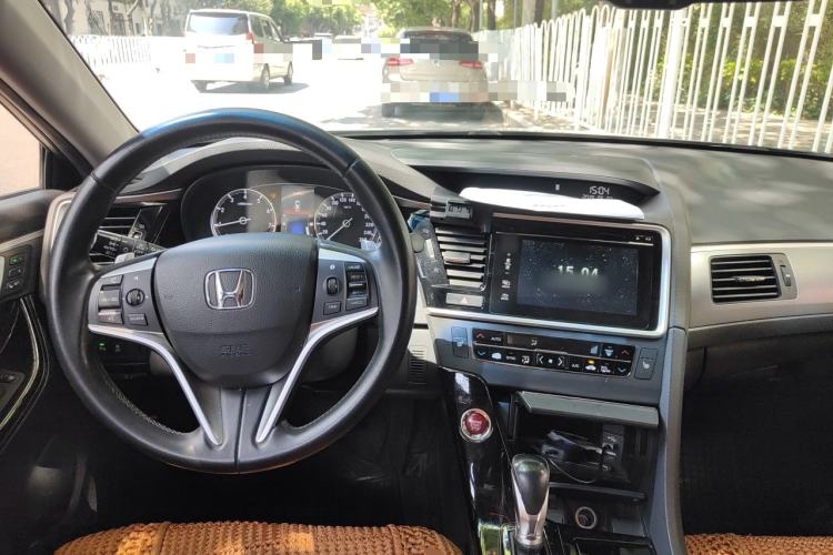 Used Honda Spirior 2015 2.4L Prestige Edition Center Console
