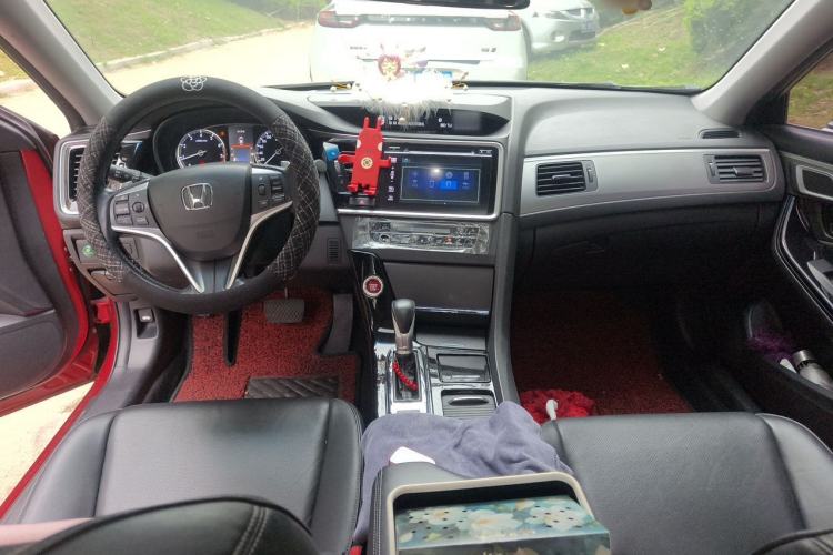 Used Honda Spirior 2015 2.0L Collector's Edition Center Console