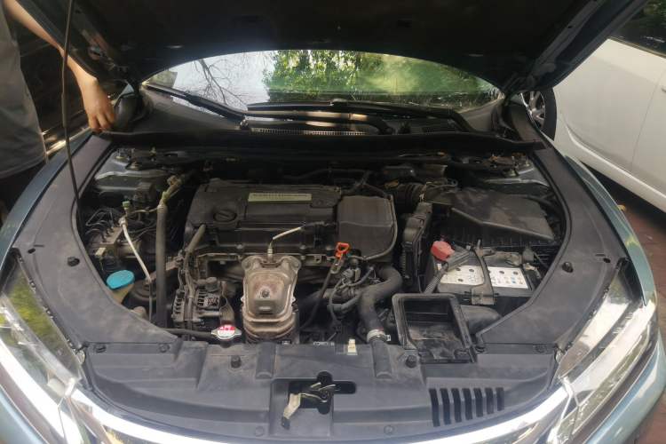 Used Honda Spirior 2015 2.4L Prestige Edition Engine Bay