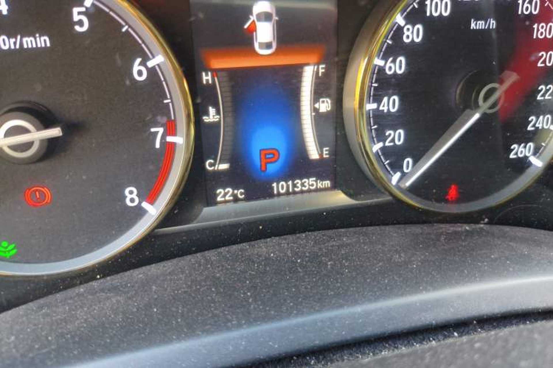 Used Honda Spirior 2015 2.0L Collector's Edition Odometer Close Up