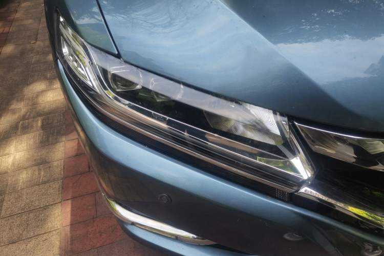 Used Honda Spirior 2015 2.4L Prestige Edition Right Front Headlight
