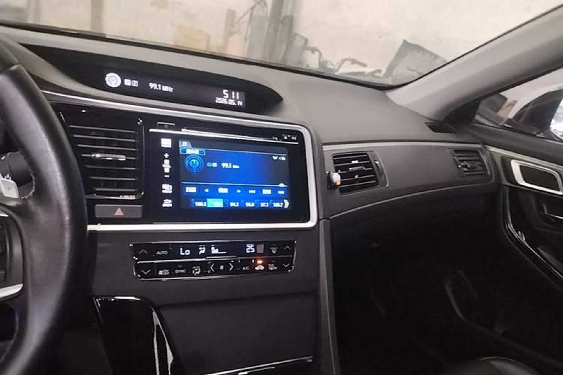 Used Honda Spirior 2015 2.0L Prestige Edition Audio And AC Panel