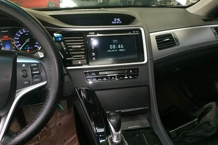 Used Honda Spirior 2015 2.0L Prestige Edition Audio And AC Panel