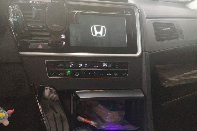 Used Honda Spirior 2015 2.0L Prestige Edition Audio And AC Panel