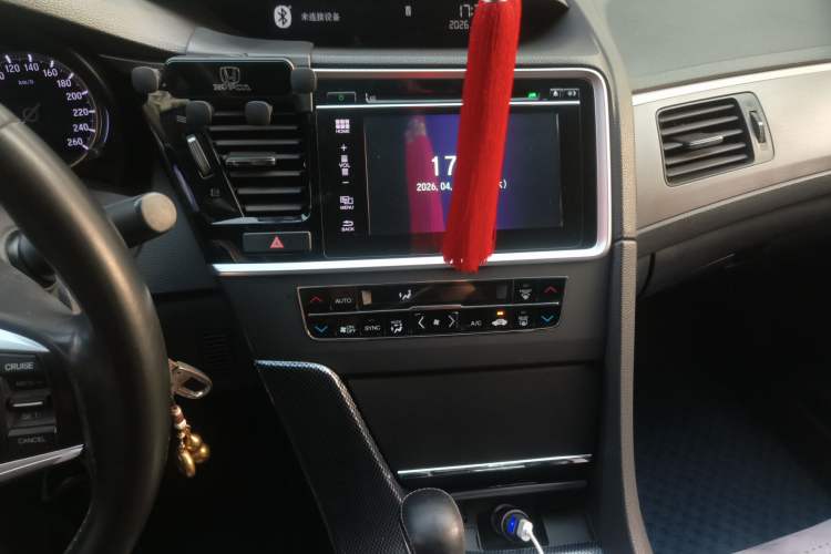 Used Honda Spirior 2015 2.0L Luxury Edition Audio And AC Panel