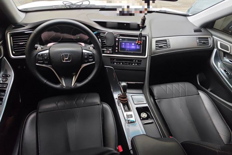 Used Honda Spirior 2015 2.0L Prestige Edition Center Console